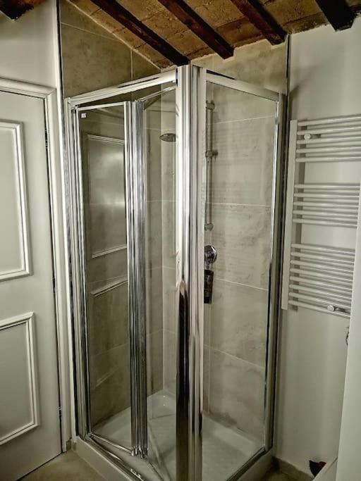 Apartamento Casa Lita Con Terrazzo Rávena Exterior foto