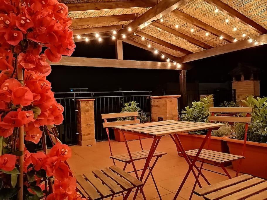 Apartamento Casa Lita Con Terrazzo Rávena Exterior foto
